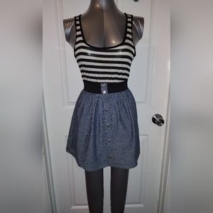 Charlotte Russe Black & White Striped Dress w. Pockets Sz M